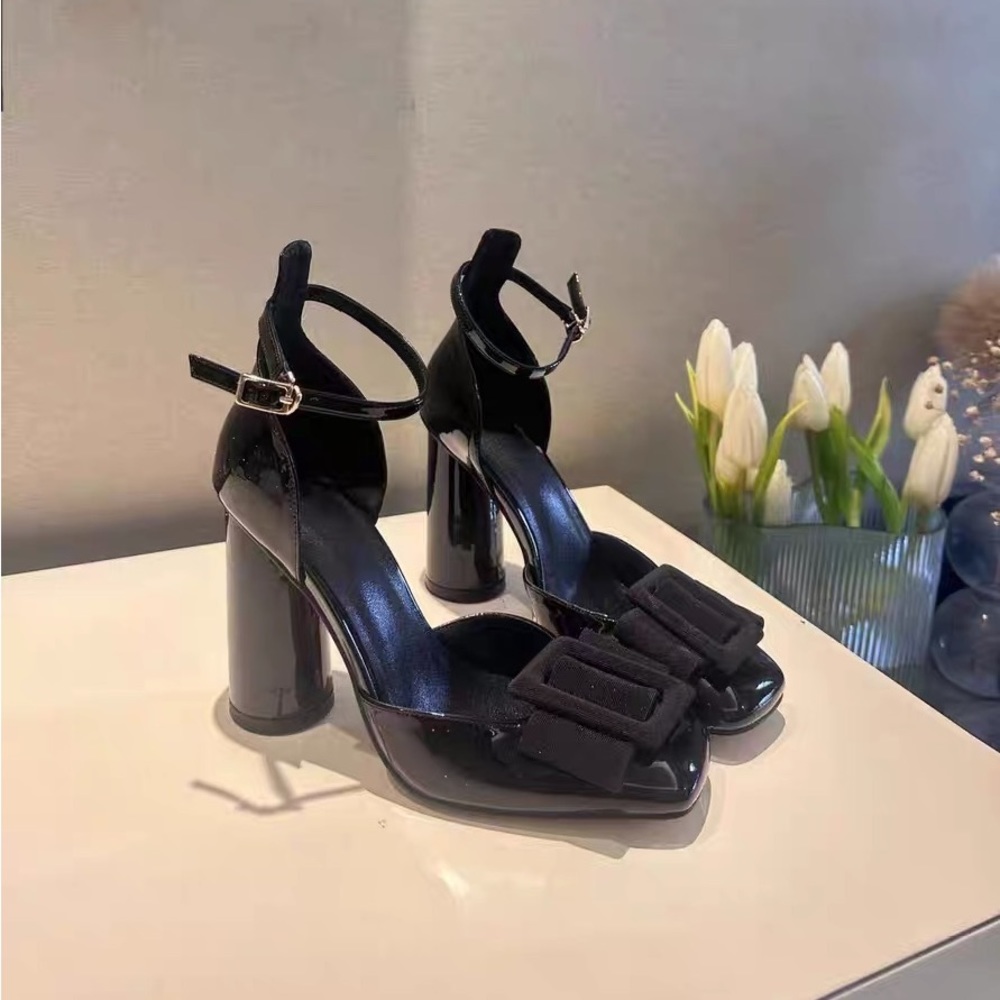 Blackpink Jisoo Mary Jane pumps NEW
